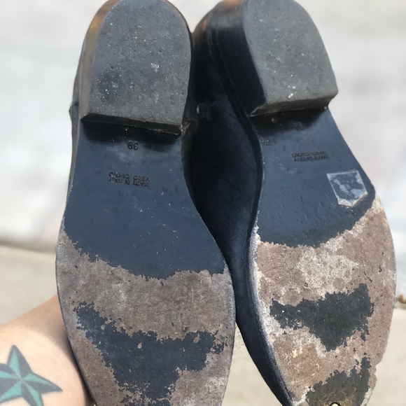 Golden Goose leather ankle boot - Picture 3 of 6